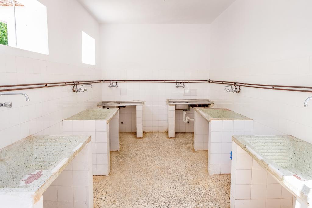 פרבזה Kalamitsi Beach Camping Village מראה חיצוני תמונה